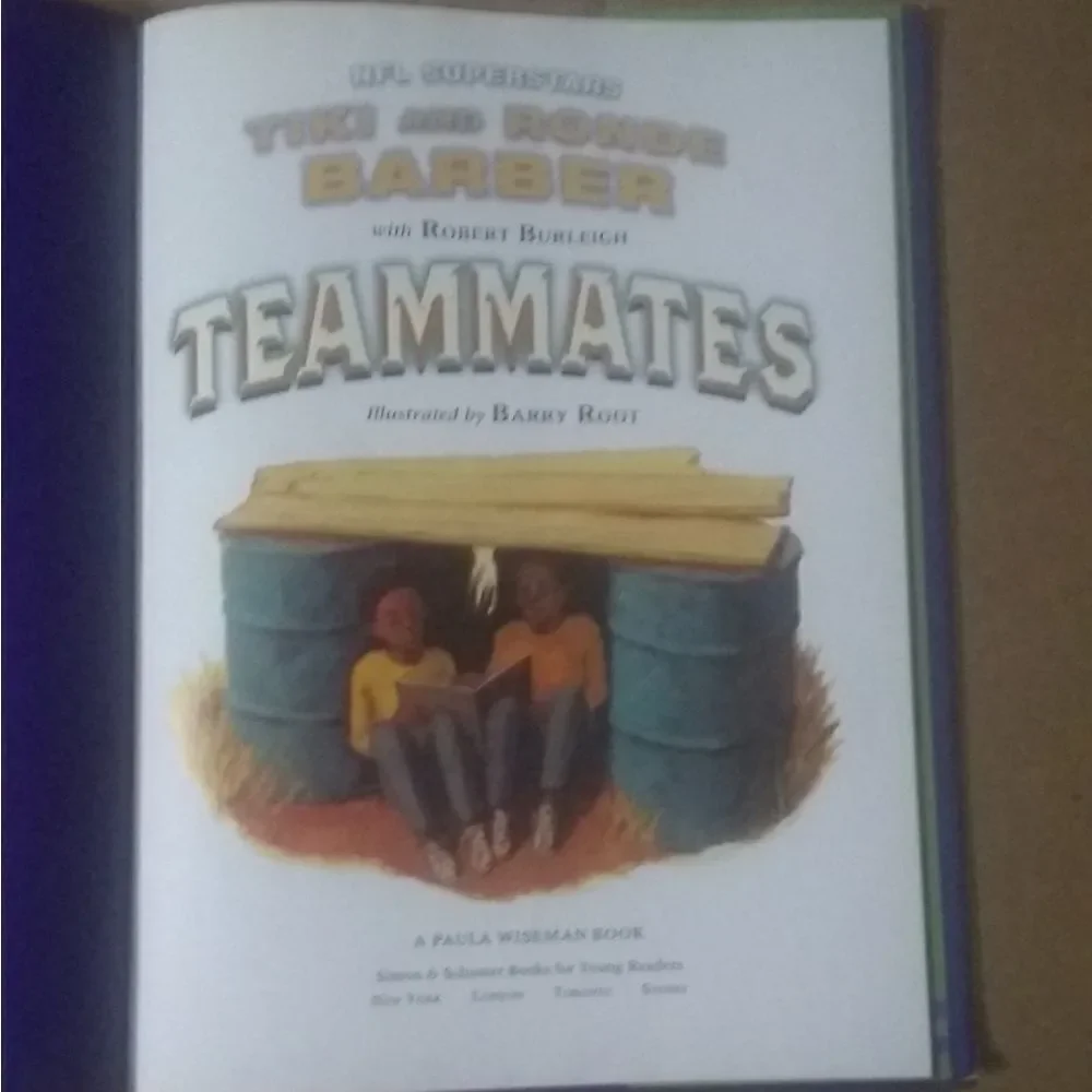 ⬇️⬇️⬇️Teammates Tiki and Ronde Barber Book